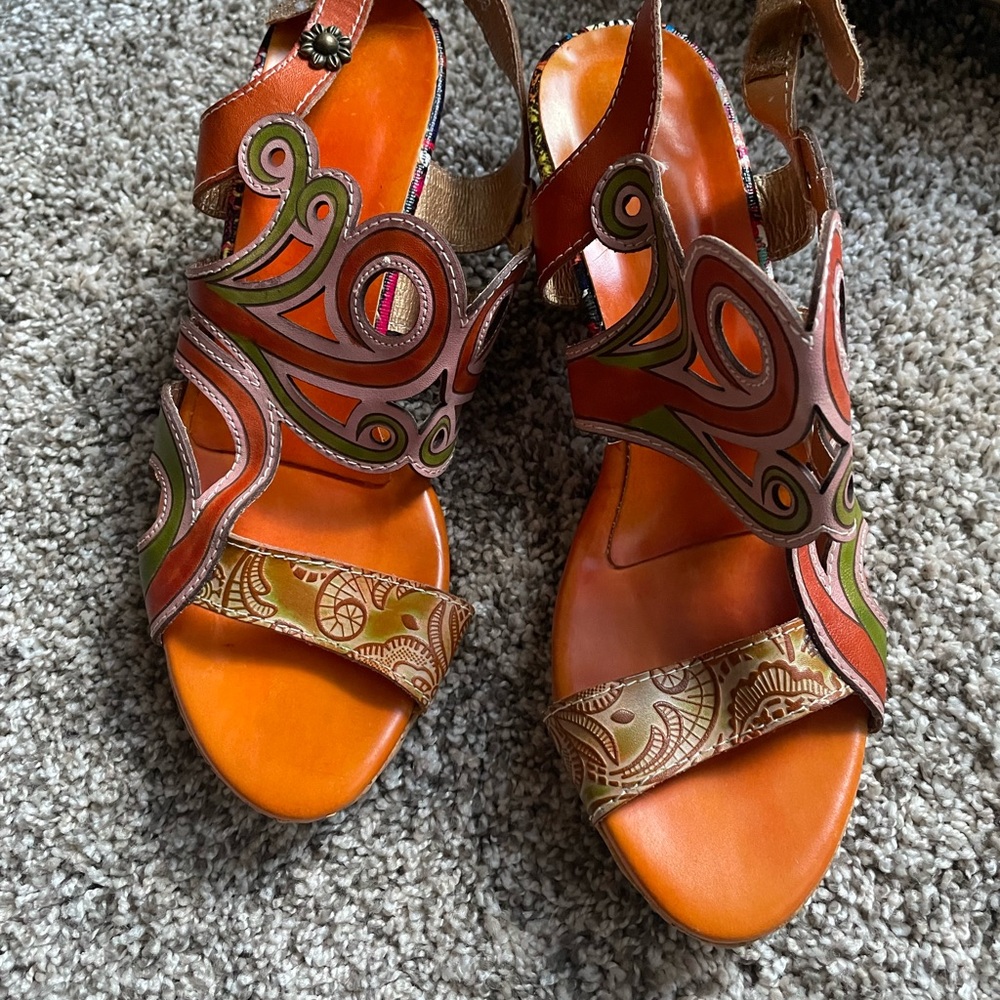 Women's Orange & Green Decorative Leather Heel Sandals sz 38 EUC - Picture 9 of 13